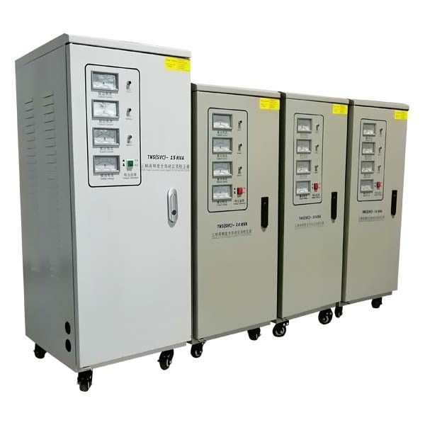 Bộ ổn áp ba pha AVR 10KVA 50Hz với màn hình con trỏ